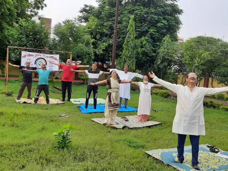 2021 yog guru teaching yoga